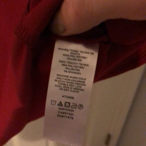 EUC Ann Taylor red 3/4 sleeve - Picture 7 of 7